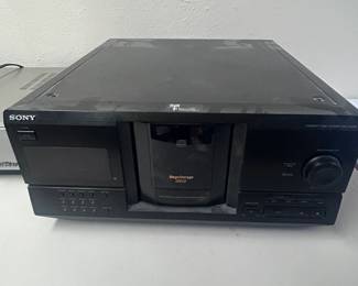 e Sony Megastorage 200 CD Changer