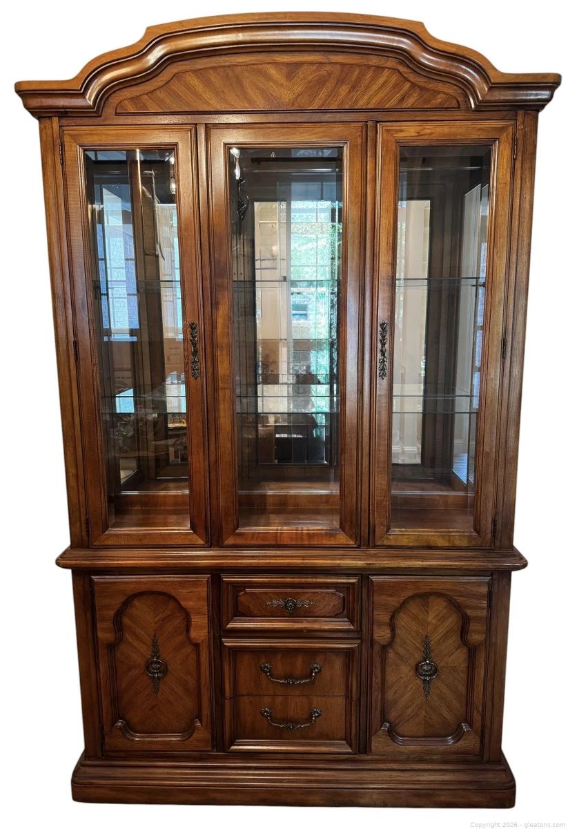 Lovely Stanley Furniture Lighted Display China Cabinet