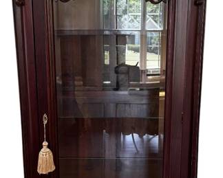 Beautiful Solid Mahogany Lighted Curio China Cabinet with Drawer and 3 Glass Shelves