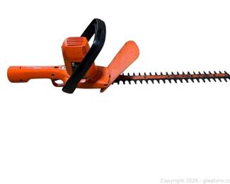 Black and Decker 16in Deluxe Hedge Trimmer