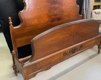 Burl Walnut Vintage Victorian-style Low Poster Bed Frame - See Description for Pick Up Information
