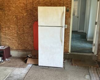 Garage freezer