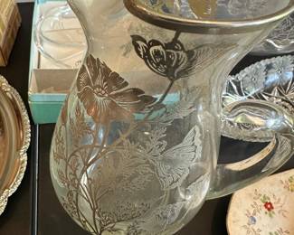 vintage 1950s Cambridge glass pitcher