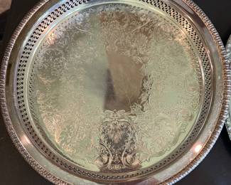 vintage Wm. Rogers silver-plated round serving tray