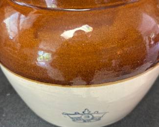 vintage Robinson Ransbottom stoneware bean pot