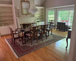 Dining Room Table w/2 leaves and 12 Chairs