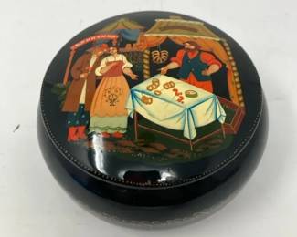 Vintage Russian Hand Painted Lacquerware Trinket Box