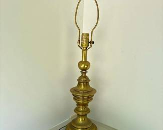 050 vintagestiffelsolidbrasstablelamp