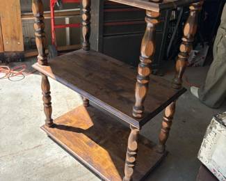 202 vintage3tierturnedpostwoodenetager
