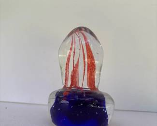 138 handblownglasspaperweightwithredbl