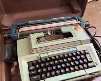 192 smithcoronacoronetxlelectrictypewri