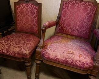 198 victorianeracarvedwalnutparlorchair