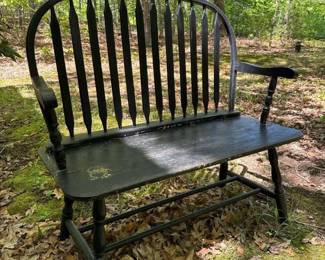 023 windsorstylebowbackwoodensettee