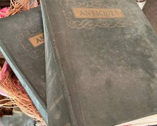 201 boundvolumesofantiquesmagazine