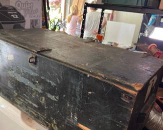 199 militarywoodenstoragetrunkwithstenc