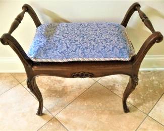 Hall/Piano Stool