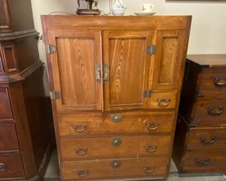 Oriental armoire 4