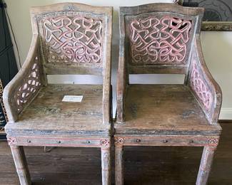 Mid eastern chairs for royalty