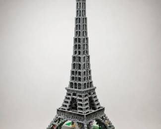 137 LEGOEiffelTowerCustomBuiltDisplayModelLarge