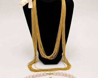 193 VintageJewelryLotPearlsMalachiteGoldToneNecklace