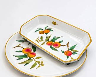 148 RoyalWorcesterEveshamServingDishPlateSetEngland