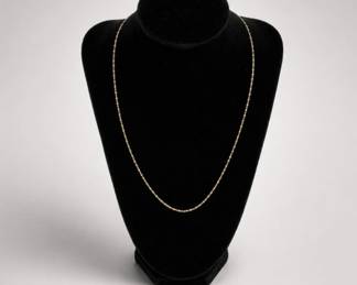 103 DelicateGoldToneBoxChainNecklaceMinimalist