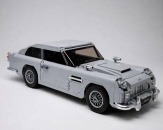 37 LEGOJamesBondAstonMartinDB5ModelCar