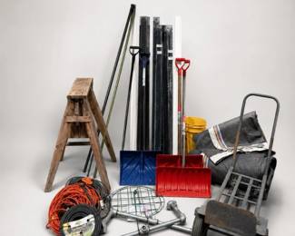 102 MixedYardGardenToolLotUtilityBundle