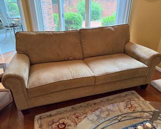 #38 Beautiful Broyhill Sofa 82"L. Wonderful condition! $150.00