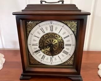 Mantle clock