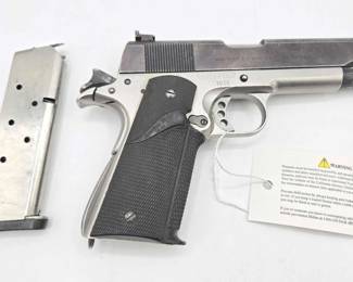 208 Clot Govt Model 1911 .45 Auto SemiAuto Pistol