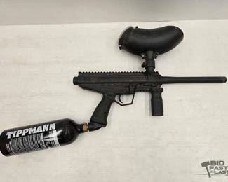 1932 Tippmann Stormer Tactical Paintball Gun with CO2 Tank