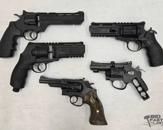 1976 5 Air Soft Pistols