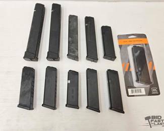 1838 11 Glock 40. Magazines