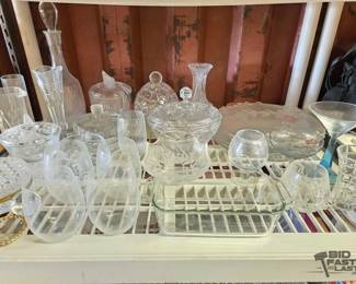 6094 Glassware ane Measuring Cups