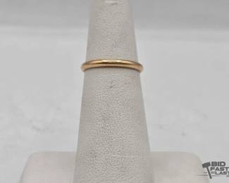 720 14kt Gold Ring 1.4g