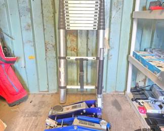 3038 2 Car Jacks and Adjustable Ladder