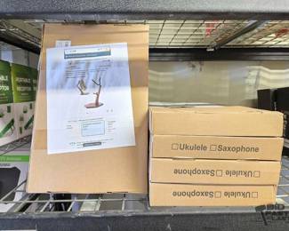 4082 8 Saxophone Stands