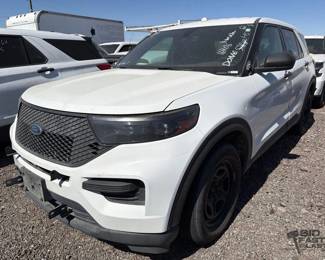 240 2020 Ford Explorer