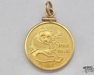 550 99.99 Gold Chinese Panda Coin Pendant, 9.3g