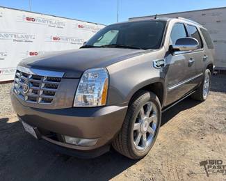 205 2013 Cadillac Escalade