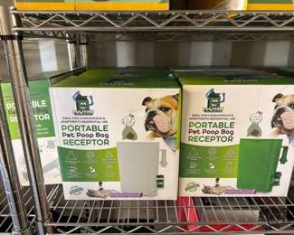 4058 7 Paw Can Portable Pet Poop Bag Receptor