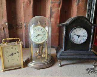 6052 Vintage Decortive Clocks