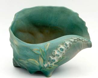 1942 Roseville Foxglove Green/Pink Vintage Art Pottery Conch Shell Planter Vase