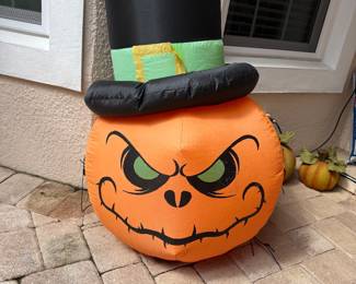 Halloween decorations 