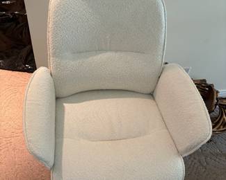 Upholstered office chair