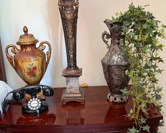 Henredon Nightstands