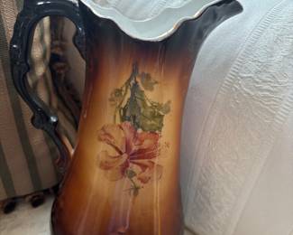 Vintage Warwick “loga” line pitcher1893-1911