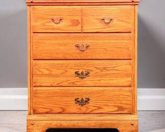 Wooden Dresser Chest