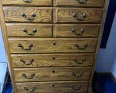 10 Drawer Chest of Drawers (matches dresser and headboard)